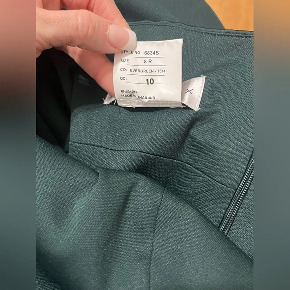 After Six 6834S in Evergreen - Picture 7 of 7